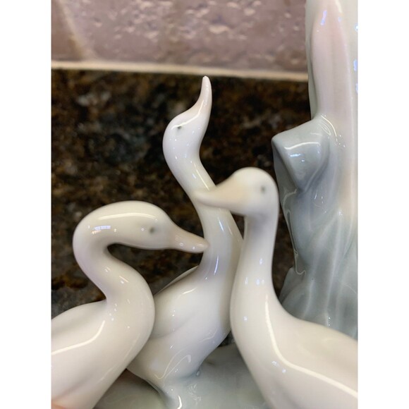 VTG NAO Lladro 3 Geese Porcelain Figurine EUC - Picture 7 of 10